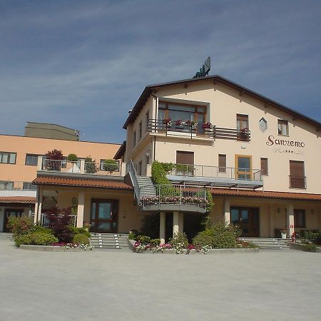 Hotel Sanremo Ceva Exterior foto